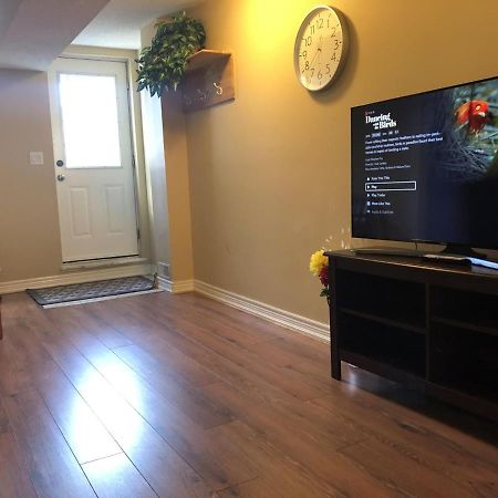 Spacious 2 Bedroom Guest Suite Toronto Zewnętrze zdjęcie