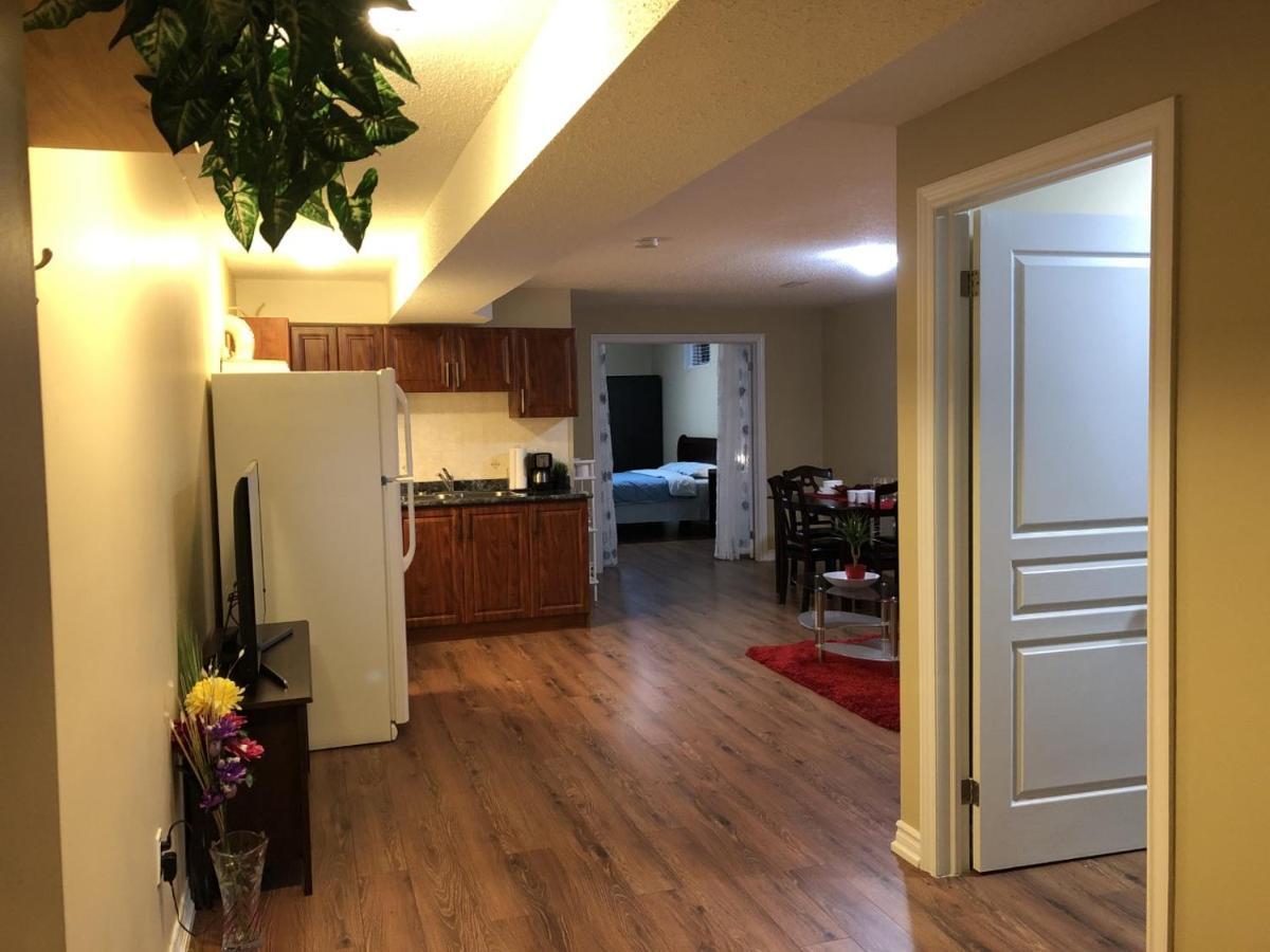Spacious 2 Bedroom Guest Suite Toronto Zewnętrze zdjęcie